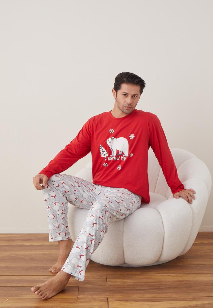 Pijama barbati Craciun "HAPPY NEW YEAR" , maneca lunga ,pantaloni lungi,Culoare Rosu ,Engros